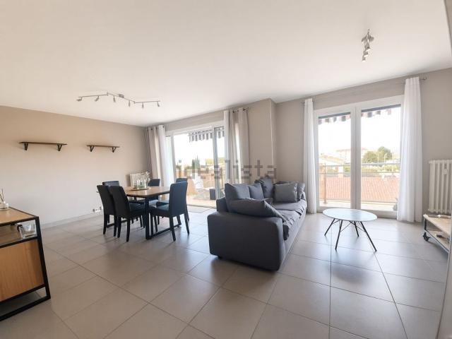 Appartement vente à Chateau Mouchet, Valence