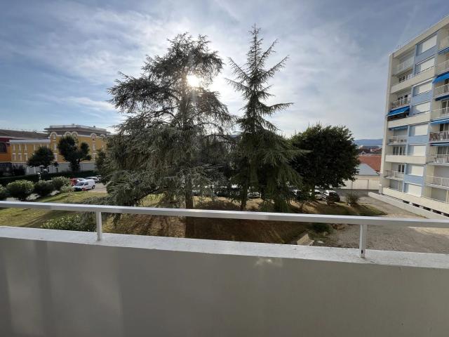 Appartement location à Chateau Mouchet, Valence