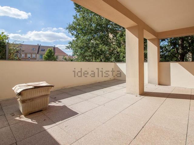 Appartement location à Les Terres Noires, Vauréal