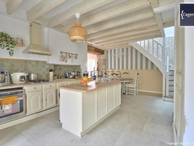 Appartement vente à Les Murs, Vic-le-Comte