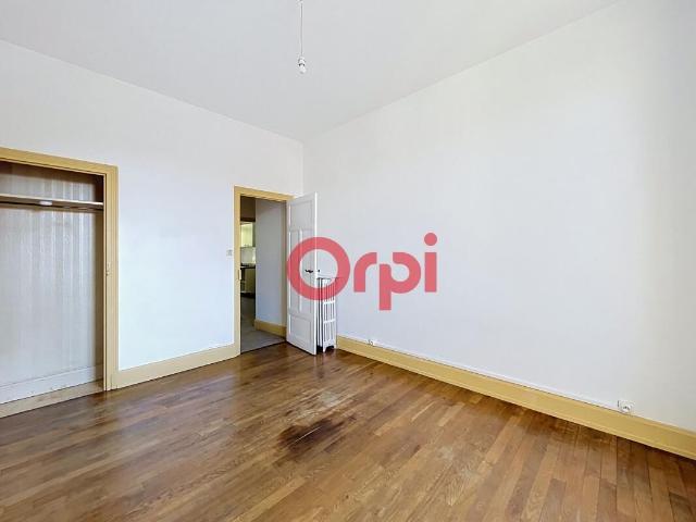 Appartement location à Les Rés de Dursat, Le Vernet