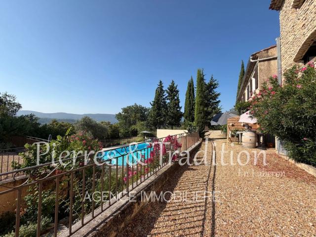 Appartement vente à Viens, Vaucluse