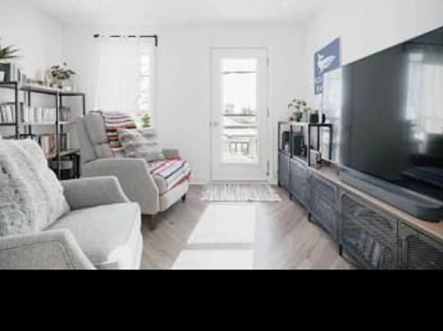 Apartment for rent in Les Moulins, Quebec