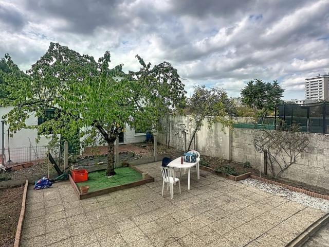 Appartement location à Hameau de Gaudry, Villemandeur