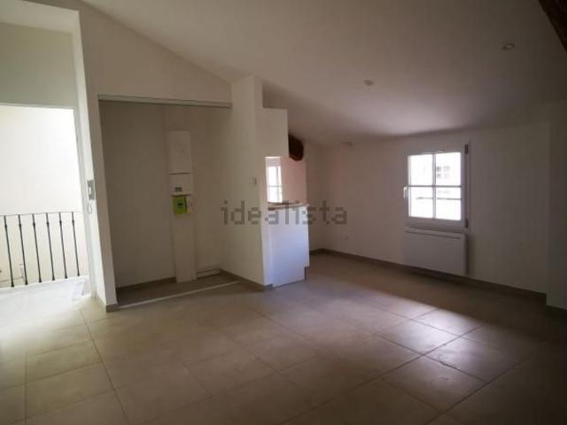 Appartement location à Villeneuve Centre, Villeneuve-lès-Avignon