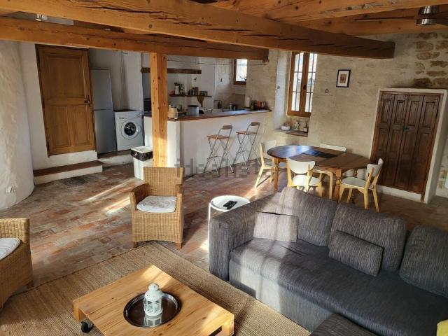 Appartement location à Villeneuve Centre, Villeneuve-lès-Avignon