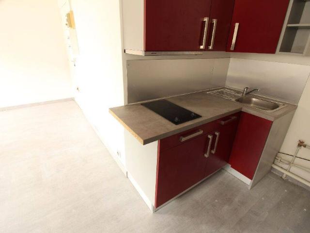 Studio location à Quartier Centre Ville, Viry-Châtillon