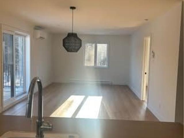 Apartment for rent in Sainte-claire, Quebec