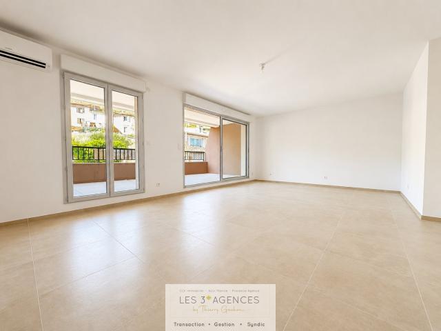 Appartement vente à La Garde-Freinet, Var