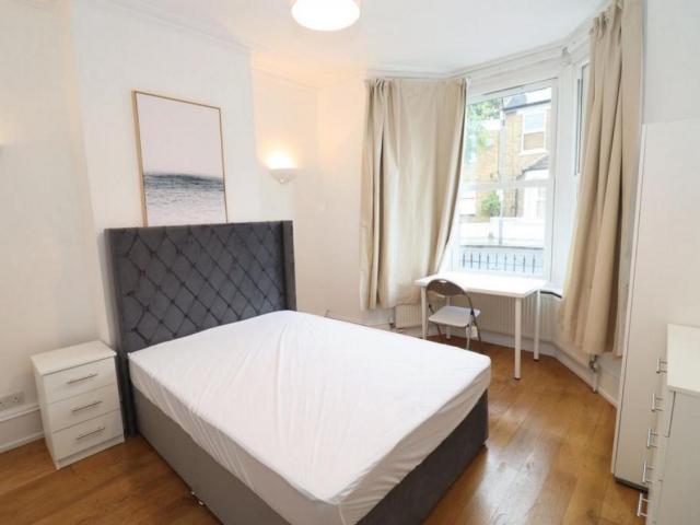 Room for rent in Hammersmith, Greater London