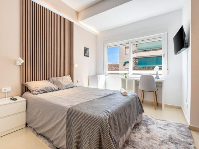 Apartamento en alquiler en Benalúa, l'Alacantí