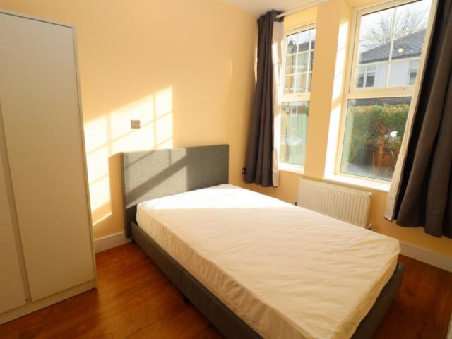 Room for rent in London Borough of Ealing, Hanwell