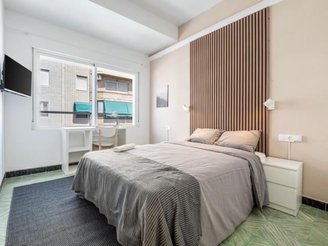 Apartamento en alquiler en Benalúa, l'Alacantí