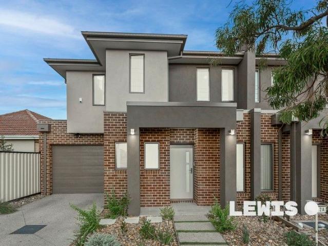 Townhouse for sale in Camerons Creek, Victoria