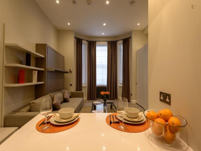 Apartment for rent in Kilburn, Greater London
