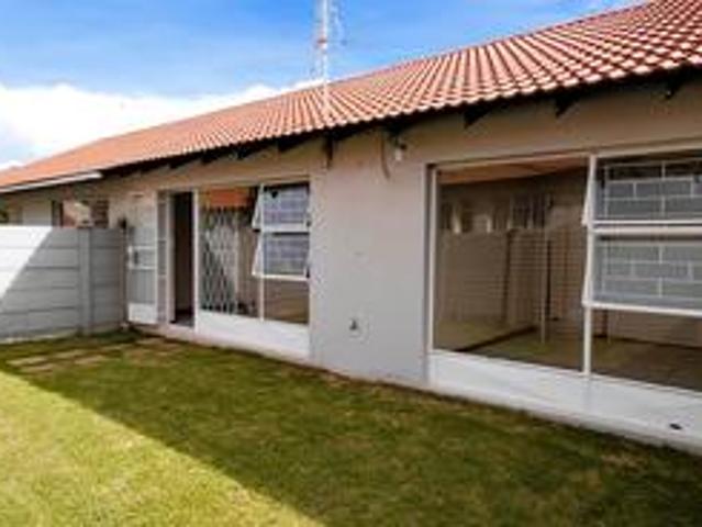 Townhouse for sale in Bloemfontein, Free State