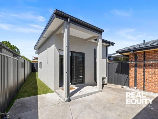 House for rent in Wattle Grove, Sydney