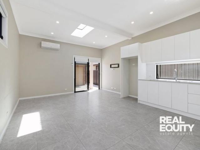 House for rent in Wattle Grove, Sydney