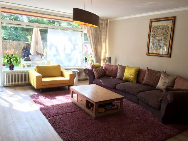 Woning te huur in Voorburg, Essesteijn