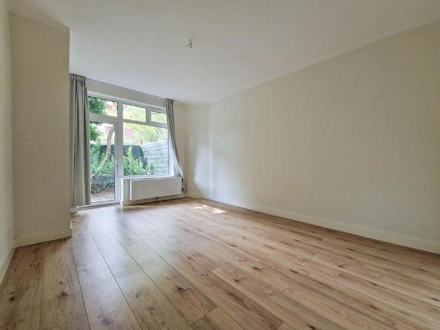 Appartement te huur in Vruchtenbuurt, Zuid Holland