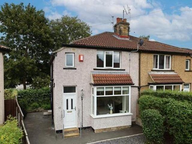 House for sale in Apperley Bridge, West Yorkshire
