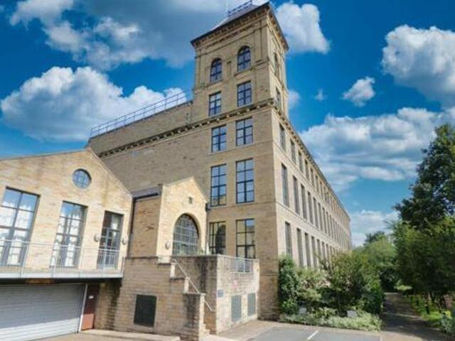 House for sale in Apperley Bridge, West Yorkshire