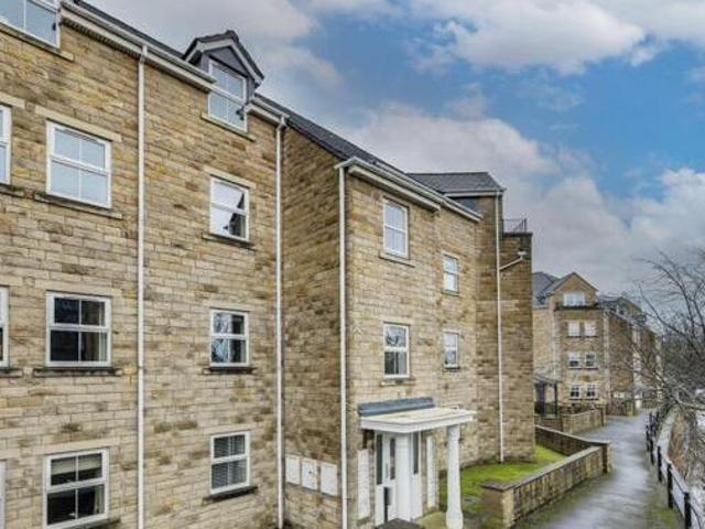 House for sale in Apperley Bridge, West Yorkshire