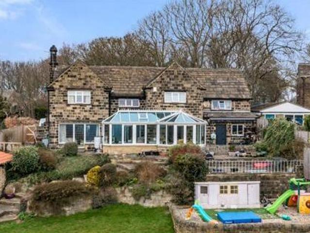 House for sale in Apperley Bridge, West Yorkshire