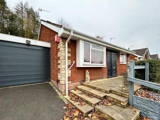 House for sale in Halesowen, West Midlands