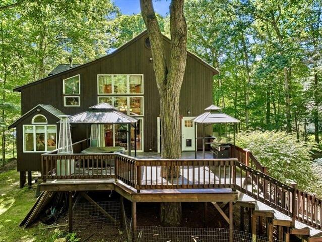 House for sale in Hampden, Massachusetts