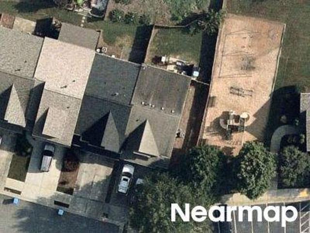 Townhouse for sale in Alpharetta, Georgia