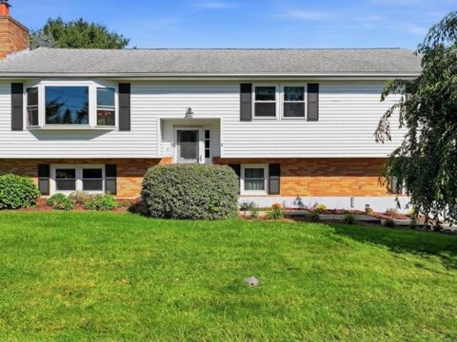 House for sale in West Millbury, Millbury