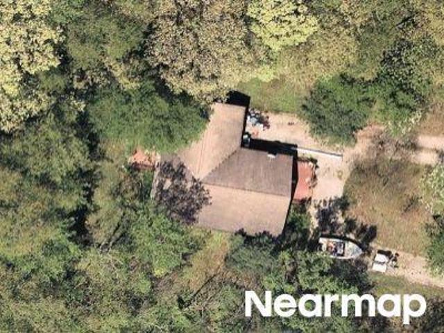 House for sale in Howard