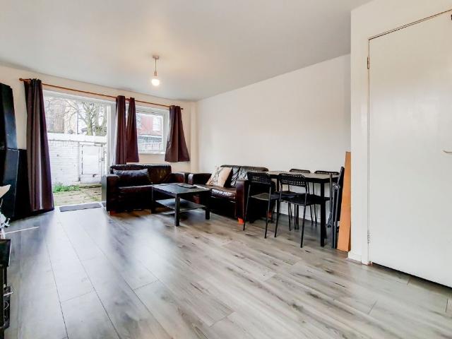 Room for rent in Greater London