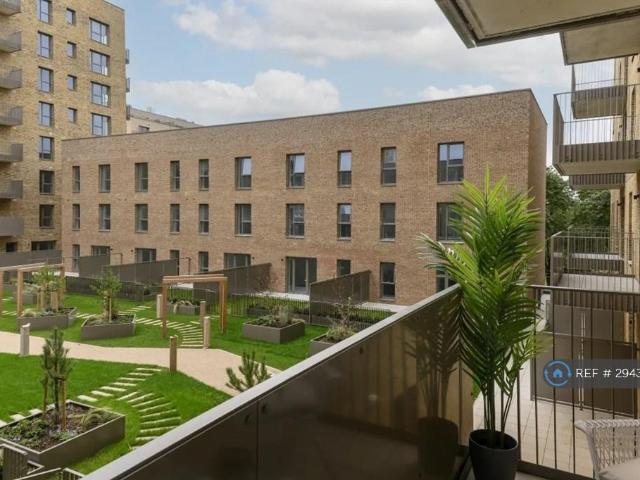 Apartment for rent in London Borough of Hounslow, Heston