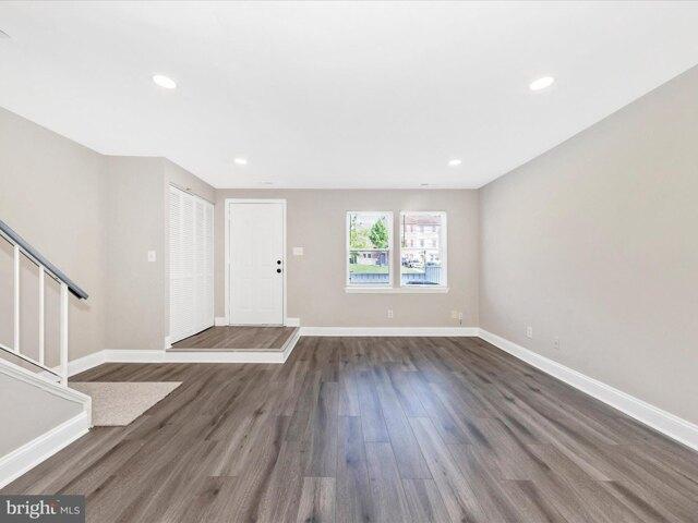 Condo for sale in Germantown