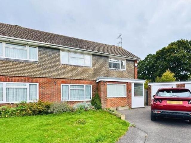 House for rent in Surrey