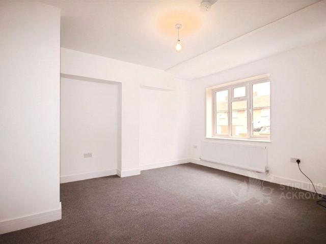 House for rent in Wood Street, Guildford