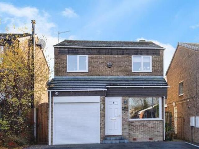 House for sale in Royston, South Yorkshire