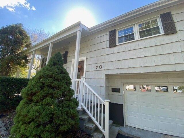House for sale in Kendall Park, New Jersey