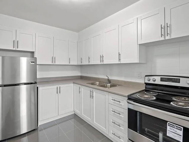 Apartment for rent in Applewood, Mississauga