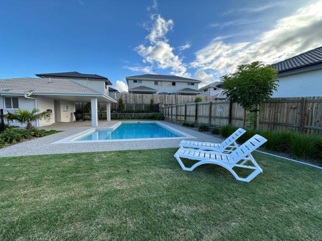 Townhouse for rent in Toombul, Queensland