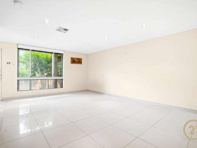 Townhouse for rent in Sydney, New South Wales
