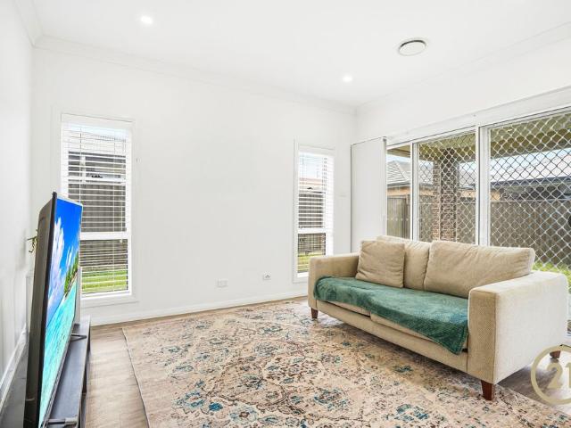 Apartment for rent in Gledswood Hills, Sydney