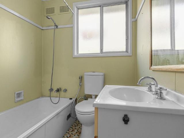 House for rent in Seven Hills, New South Wales