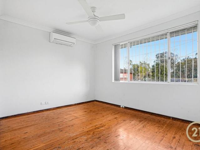 House for rent in Dharruk, Sydney