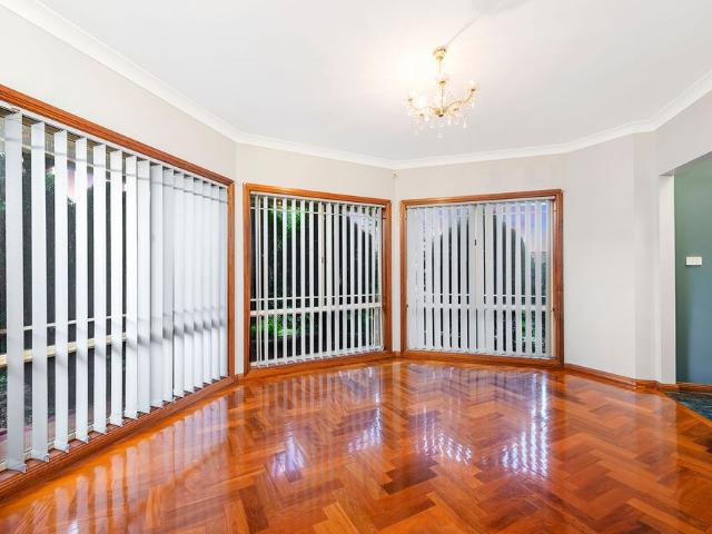 House for rent in Glen Alpine, Sydney