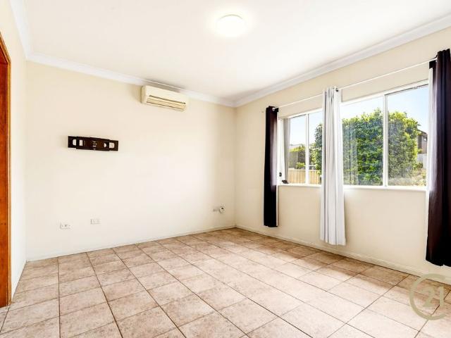 House for rent in Middleton Grange, Sydney