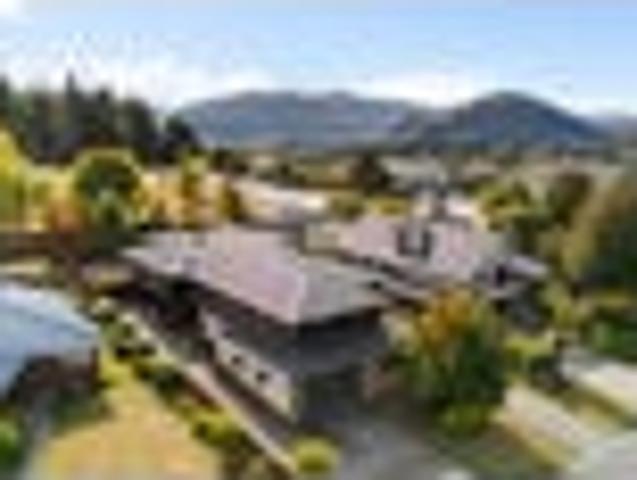 House for sale in Otakou