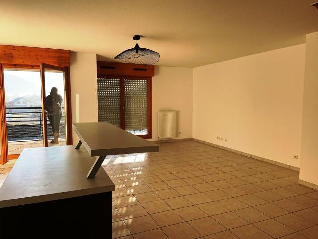 Appartement location à La Tour-du-Pin, Apprieu